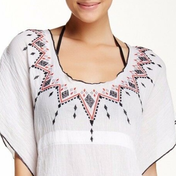 NEW BECCA Heritage Tunic Embroidered Cover-up Dress in White‎ [ SZ M/L ] - Picture 3 of 4